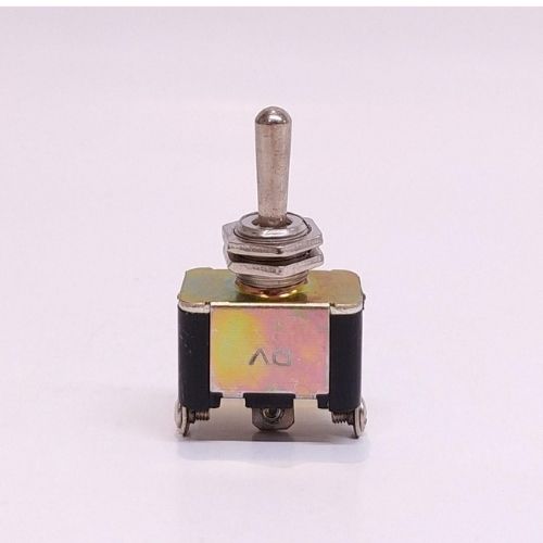 Llave inversora - (codigo anterior: dv-1170) llave inversora palanca metalica cantidad por caja master 500  