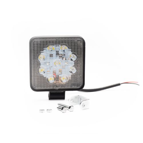 Faro de led universal - cuadrado 27 watts (9 led  3 watts) color blanco 12v / 24v  - haz de luz spot - cantidad por caja master 50  